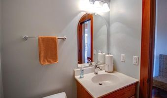 2445 Seiler Rd, Alton, IL 62002