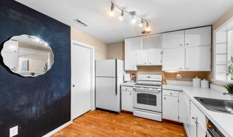 624 15TH St S 1, Arlington, VA 22202