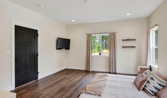 871 W Kenai Ln, Athol, ID 83801