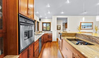 1030 KUKUAU St, Hilo, HI 96720