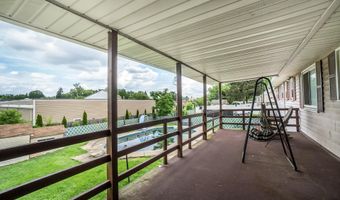 2057 GROVE St, Allentown, PA 18104