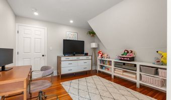 7 Harriet Ave 7, Belmont, MA 02478