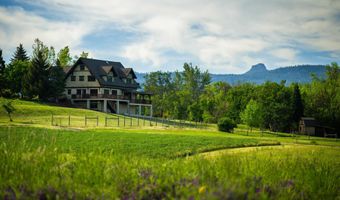 5293 Highway 66, Ashland, OR 97520