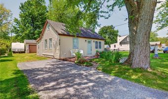 9168 Applewood St, Angola, NY 14006