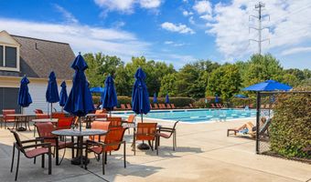 7716 EFFINGHAM Sq, Alexandria, VA 22315