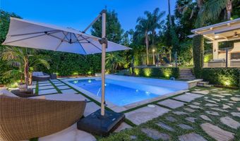 17980 Rancho St, Encino, CA 91316
