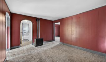 201 Walker Ave, Aurora, IN 47001