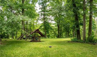 162 Alpine St, Aliquippa, PA 15001