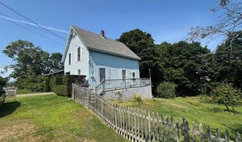 98 Bayview St, Belfast, ME 04915