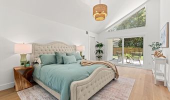 2212 Barefoot Trce, Atlantic Beach, FL 32233