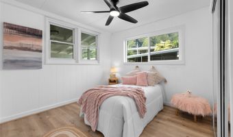 3175 Poelua Pl, Honolulu, HI 96822