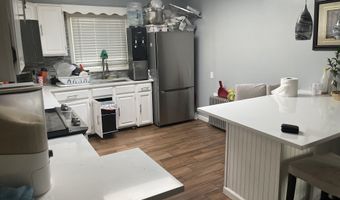 125 Garden Dr, Bridgeport, CT 06606