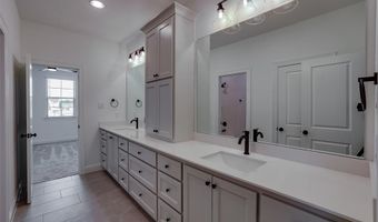 611 Hummingbird Dr, Aledo, TX 76008