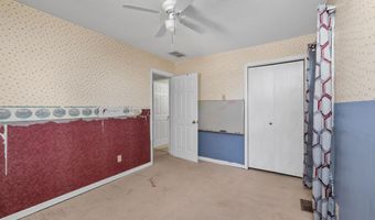701 Shawnee Dr, Angola, IN 46703