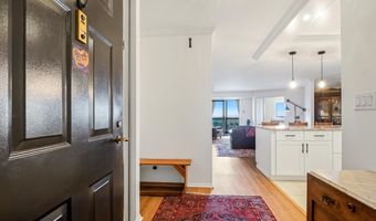 5904 MOUNT EAGLE Dr 1214, Alexandria, VA 22303