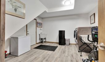 13790 W Airigin Dr, Big Lake, AK 99652