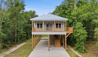 5235 Clermont Blvd, Bay St. Louis, MS 39520