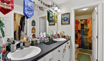 10535 SW CRESTWOOD Dr, Beaverton, OR 97008