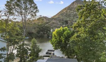 29303 S Lakeshore Dr, Agoura Hills, CA 91301
