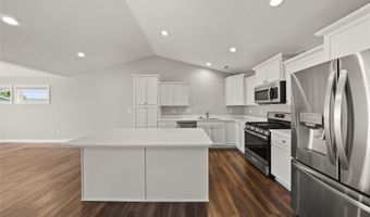5841 SE 22nd Ct, Des Moines, IA 50320