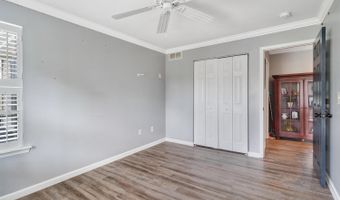 12 TRADEWINDS Ave, Barnegat, NJ 08005