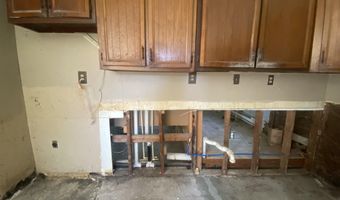 618 Burbank, Appleton City, MO 64724