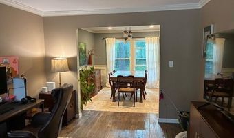 1424 Dicken Dr, Ann Arbor, MI 48103