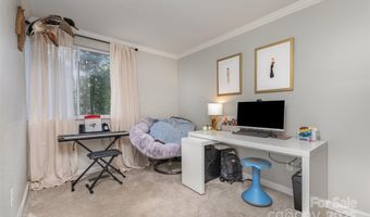7215 Connan Ln, Charlotte, NC 28226