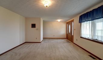 6671 Dull Rd, Arcanum, OH 45304