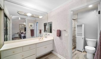 6220 E Palo Alto Dr, Anaheim, CA 92807