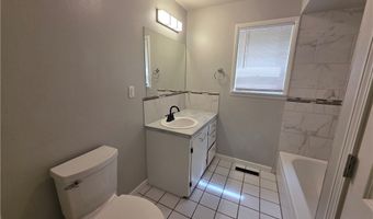 1204 NW 2nd St, Bentonville, AR 72712