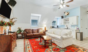 8 Dolphin Point Dr, Beaufort, SC 29907