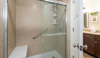 226 Villager Rd, Chester, NH 03036