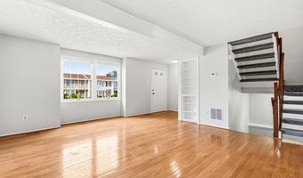4600 BRENTLEIGH Ct, Annandale, VA 22003