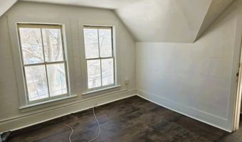 5 Reynolds Dr, Brattleboro, VT 05301