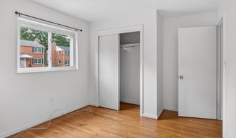 3303 17TH St N, Arlington, VA 22201