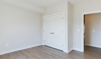 43801 MIDDLEWAY Ter, Ashburn, VA 20147