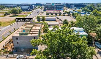 846 SE 8th St, Bentonville, AR 72712