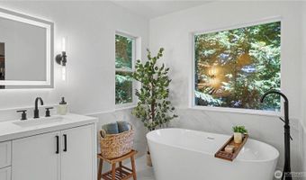 14719 102nd Ave NE, Bothell, WA 98011