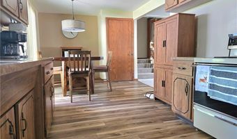 4320 Wedgewood Dr, Austintown, OH 44511