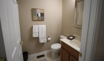 68 Delray Ln, Absecon, NJ 08201
