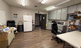 208 E LAKE Ave, Auburndale, FL 33823