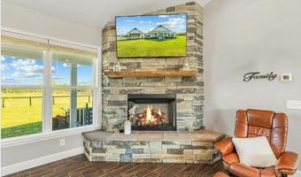 2120 15th Way, Bell, FL 32619