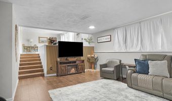 9049 VICTOR Ave, Jenison, MI 49428