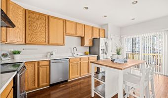8469 BYERS Dr, Alexandria, VA 22309