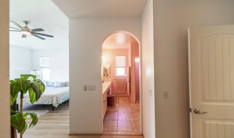 70 Hoku Puhipaka St, Kahului, HI 96732
