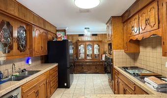 1603 Pena St, Alice, TX 78332