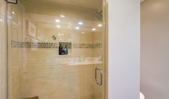 130 Bayside Dr, Belfast, ME 04915