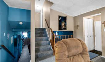 203 Robin Rd, Amherst, NY 14228