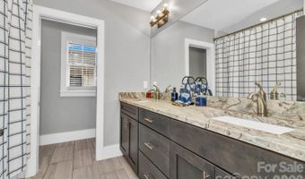 20 Phillip Ln, Arden, NC 28704